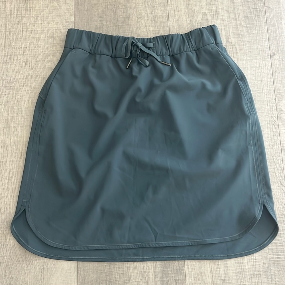 Lululemon On The Fly Skirt